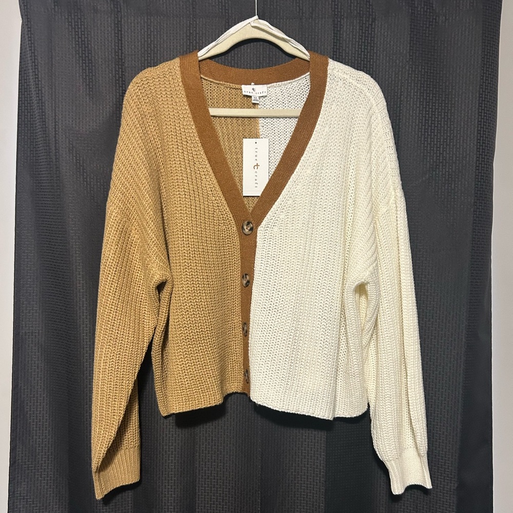 NWT True Craft Tan and Off-White Cropped Women’s Plus Size Sweater Size 2X 18/20